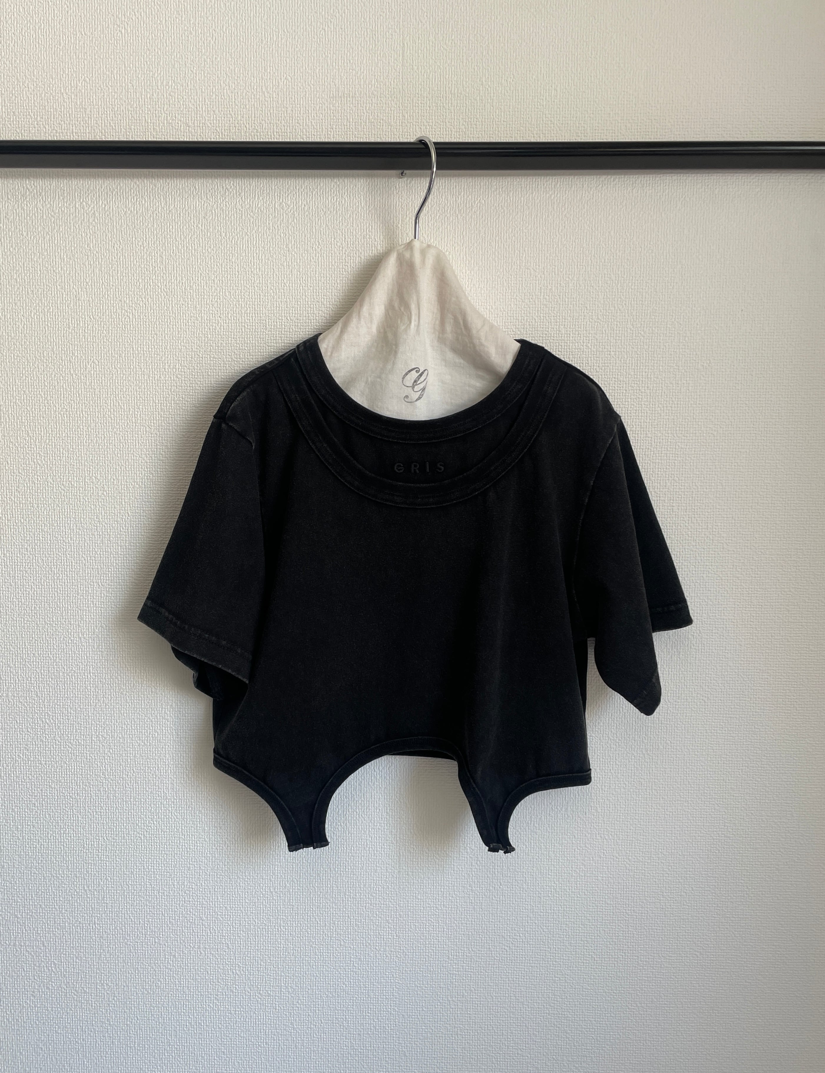 Layer Neck Tee