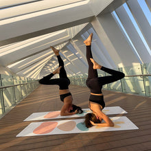 Load image into Gallery viewer, Eco-responsible children&#39;s yoga mat Stones
