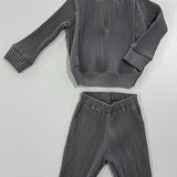 Pleatski Half Zip Grey