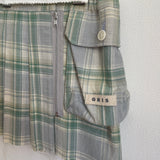 Short Wrapping Skirt