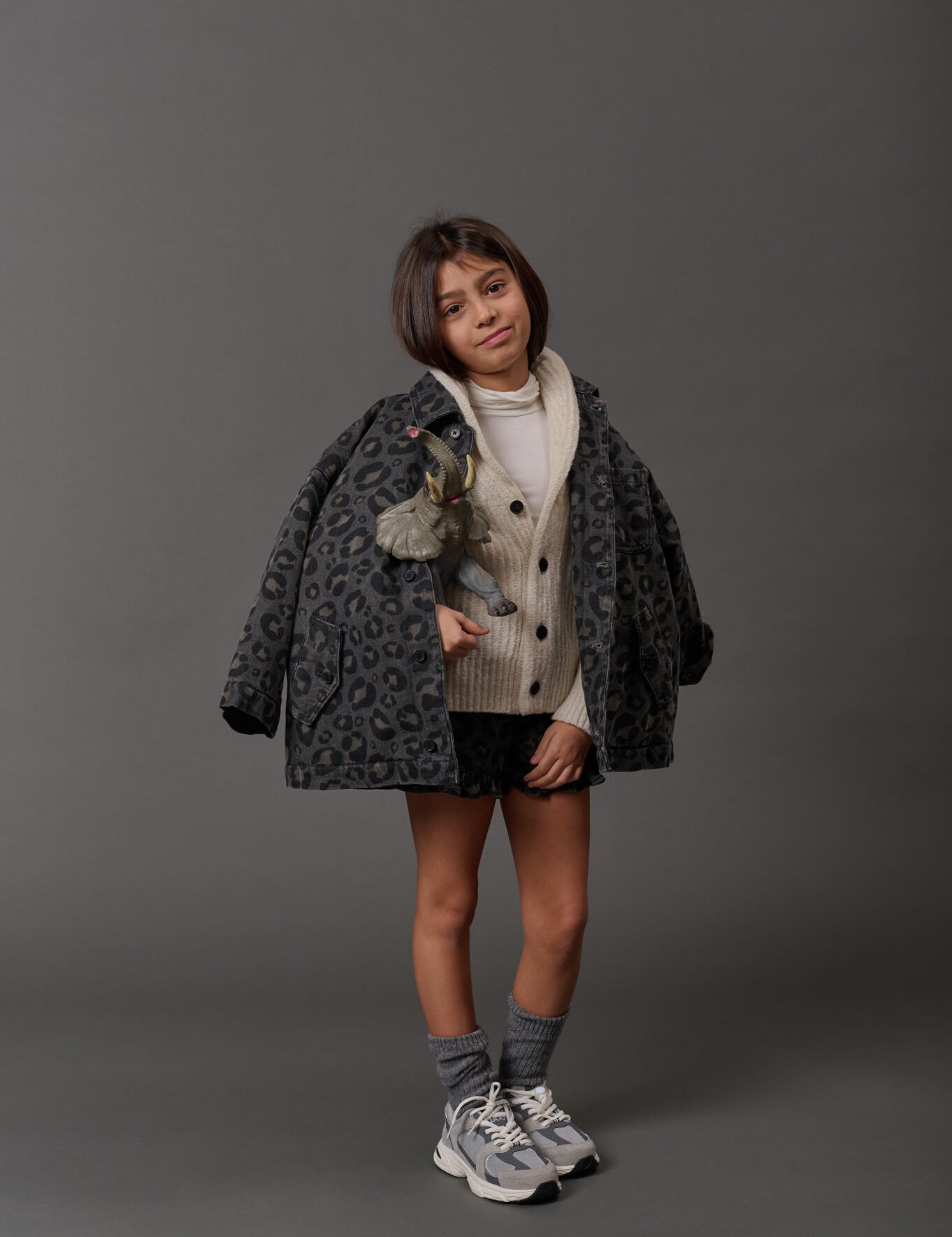 DOUUOD Giacca Romantico padded printed jacket in anthracite and beige - campaign