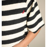 To T-shirt | Off White Black